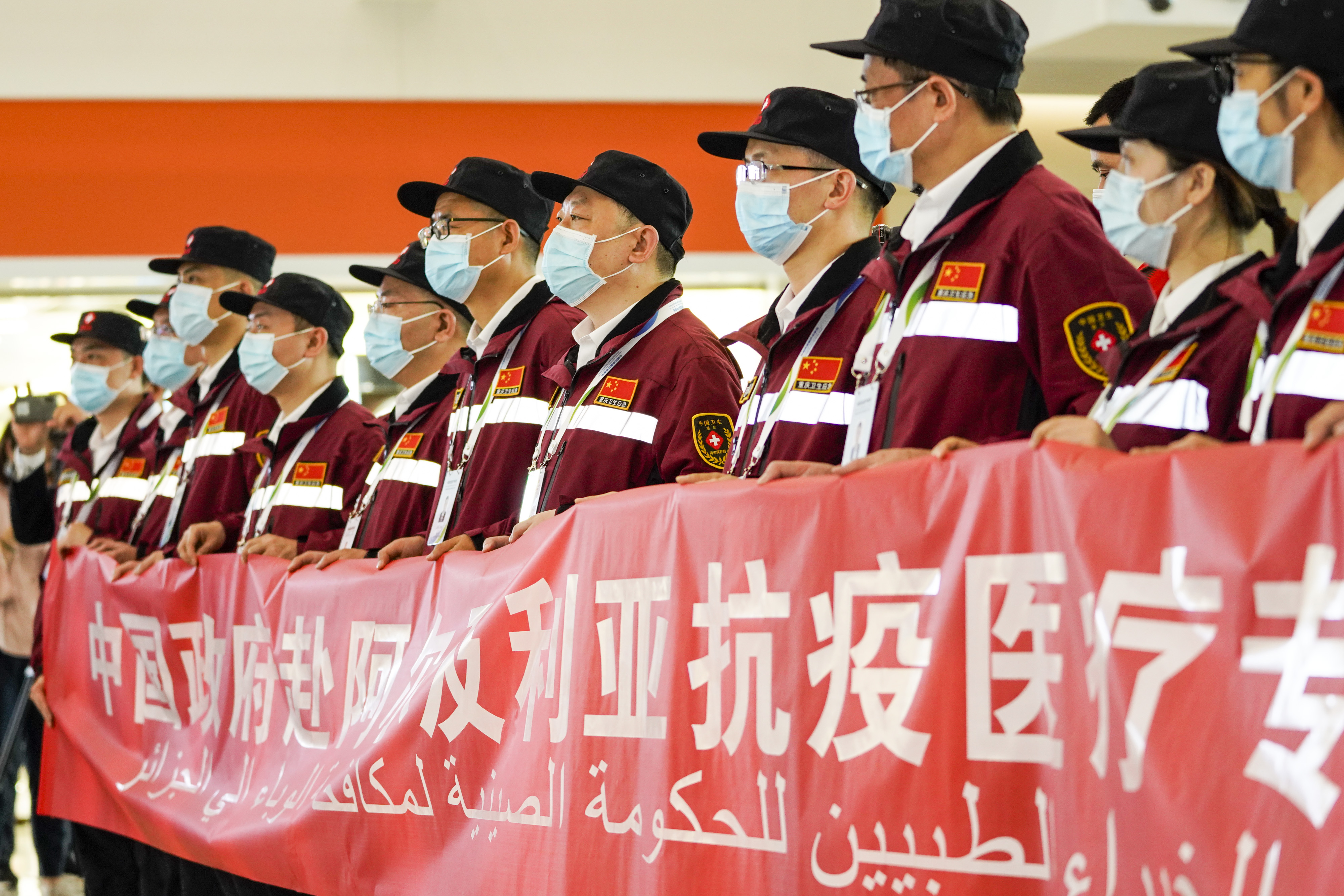 阿尔及利亚射手攻入关键球，领先优势明显的简单介绍