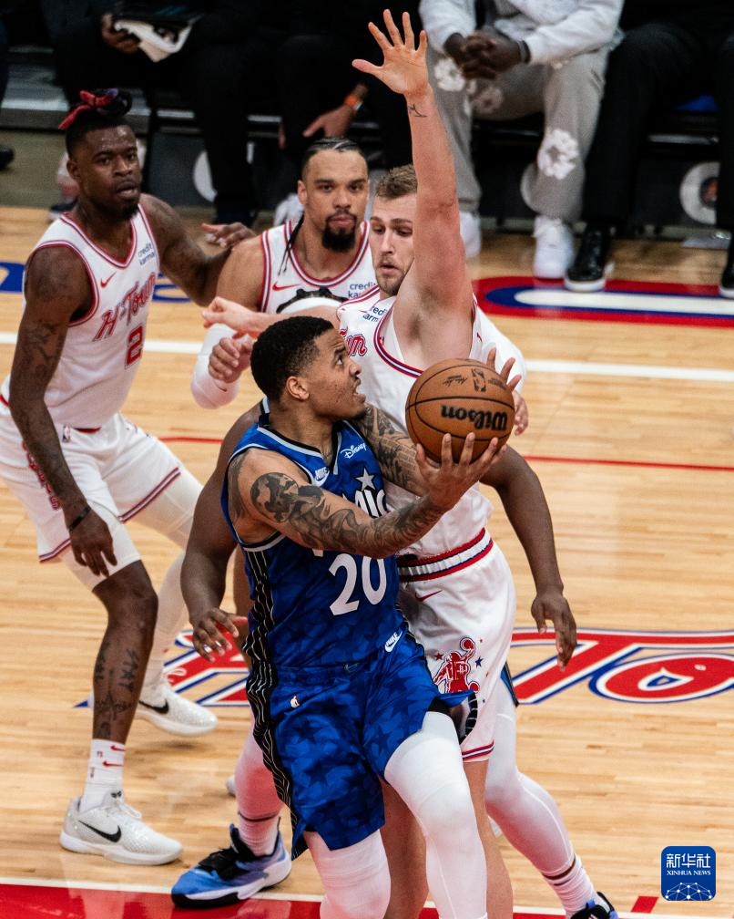 火箭胜魔术，取得主场胜利