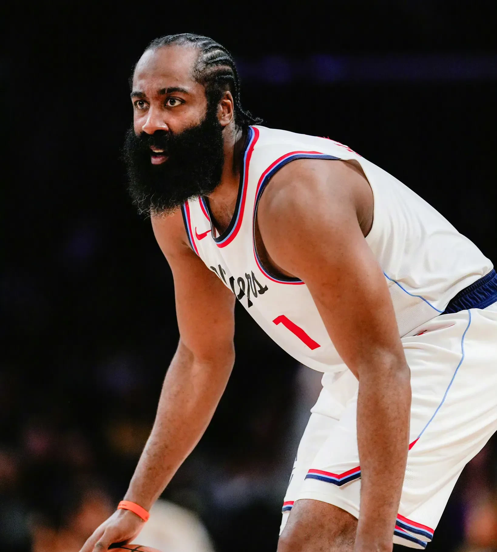 火箭惜败马刺，哈登砍下30分无力回天的简单介绍