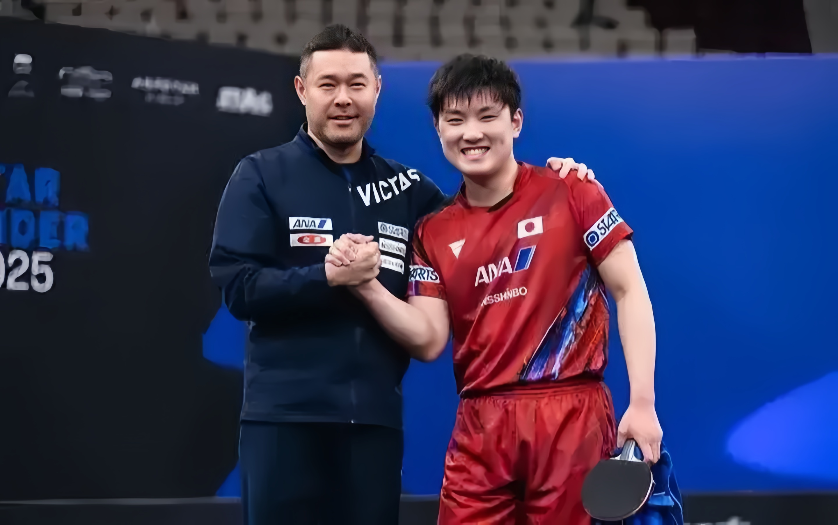 -奥地利队完胜波兰队，张本智和点燃赛场