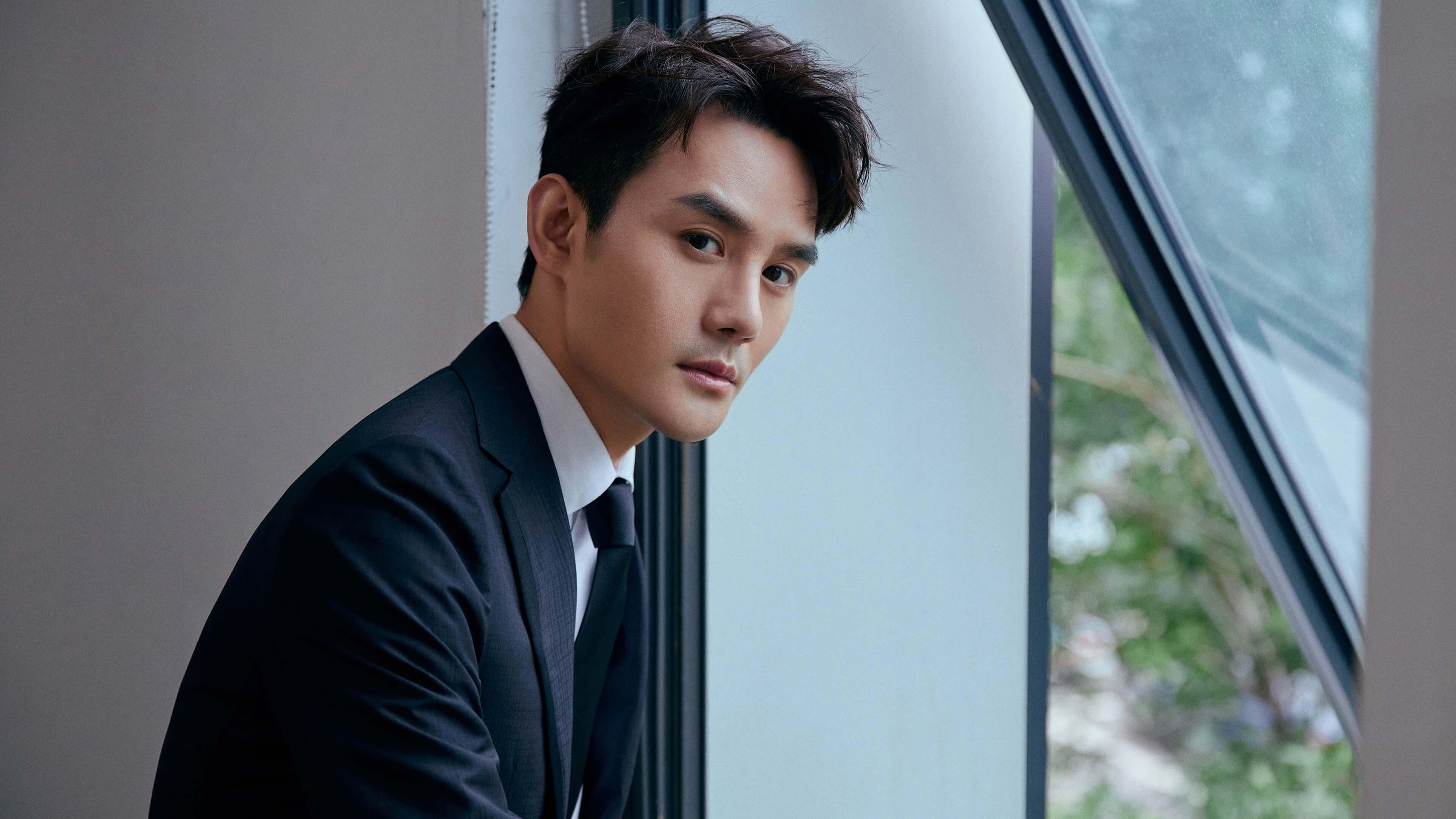 本泽马神锋无解演绎统治力，威尔士绝地翻盘瑞典铸就经典之夜