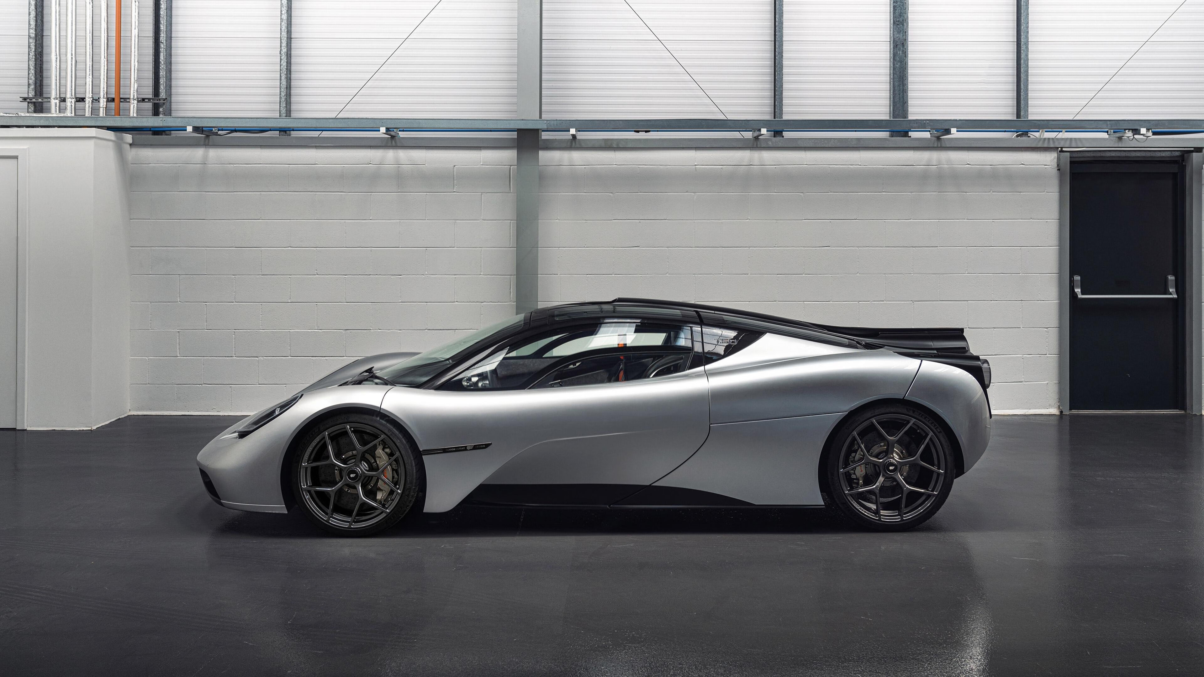 开云体育官方网站-新王炸叫板！加维狂暴秀撕碎枪手，皇家社会打穿阿森纳给出足球哲学终极答卷