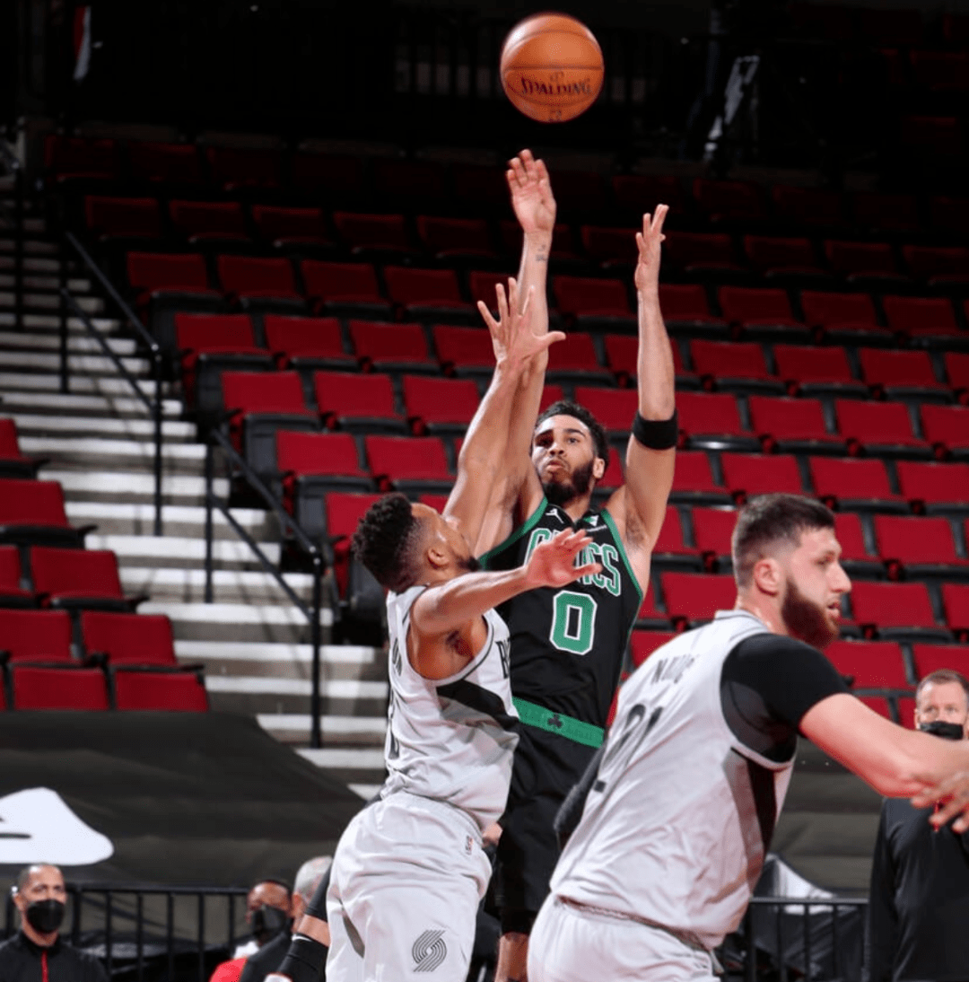 开云体育下载-广东队对阵开拓者，塔图姆让比赛提前失去悬念