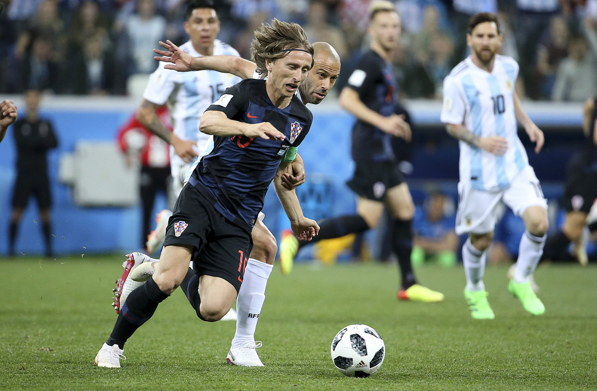 开云体育官网-克罗地亚对阵阿根廷，马丁内利冠军级表现